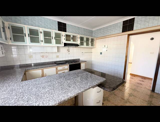 3 BEDROOM HOUSE FOR SALE IN HOWICK WEST